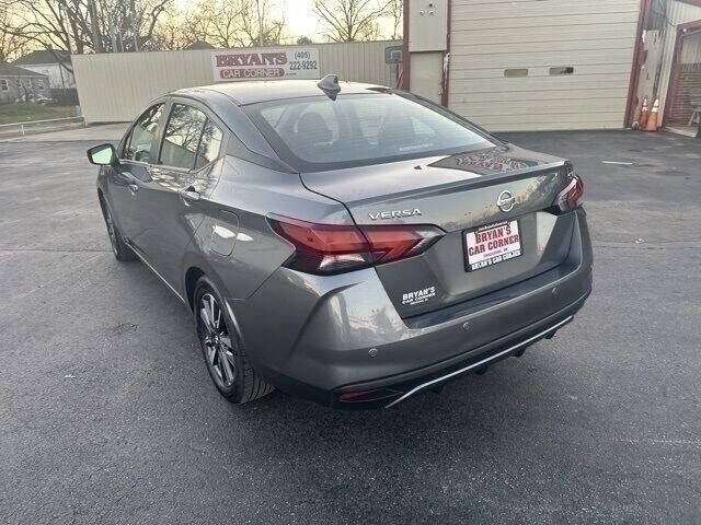 2022 Nissan Versa SV