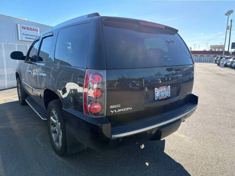 2011 GMC Yukon Denali