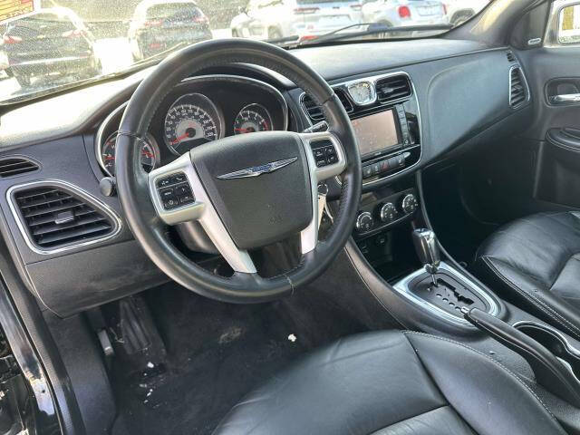 2013 Chrysler 200 Limited