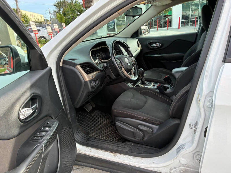 2016 Jeep Cherokee Latitude