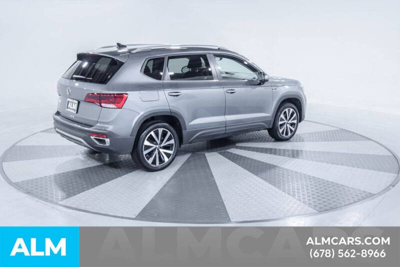 2024 Volkswagen Taos SE