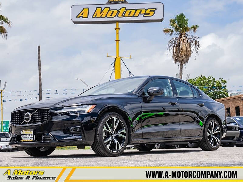 Black 2024 Volvo S60 B5 Core Dark Theme B5 Core Dark Theme 4dr Sedan 1