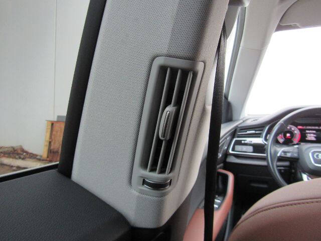 2022 Audi Q8 quattro Premium 55 TFSI