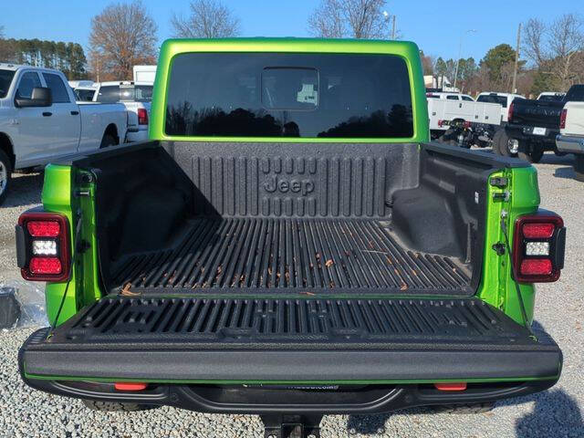 2025 Jeep Gladiator Mojave