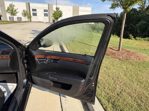 2009 Mercedes-Benz S-Class S 550