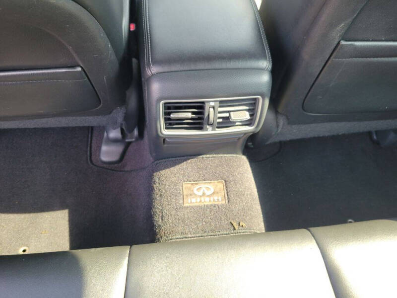 2014 Infiniti Q50