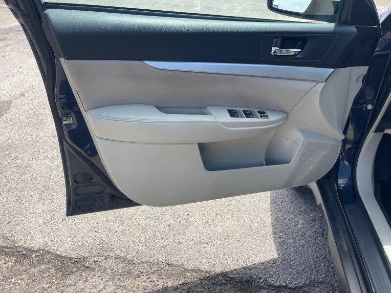 2013 Subaru Outback 2.5i Premium