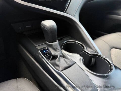 2020 Toyota Camry LE