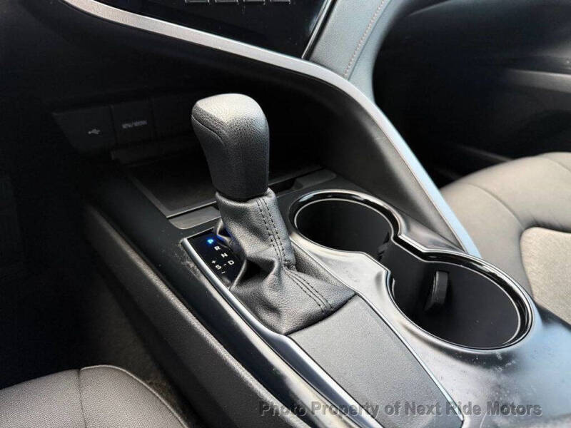 2020 Toyota Camry LE