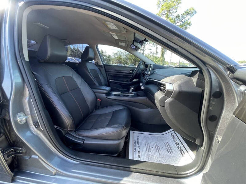 2019 Nissan Altima 2.5 SR