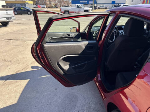 2013 Ford Fiesta SE