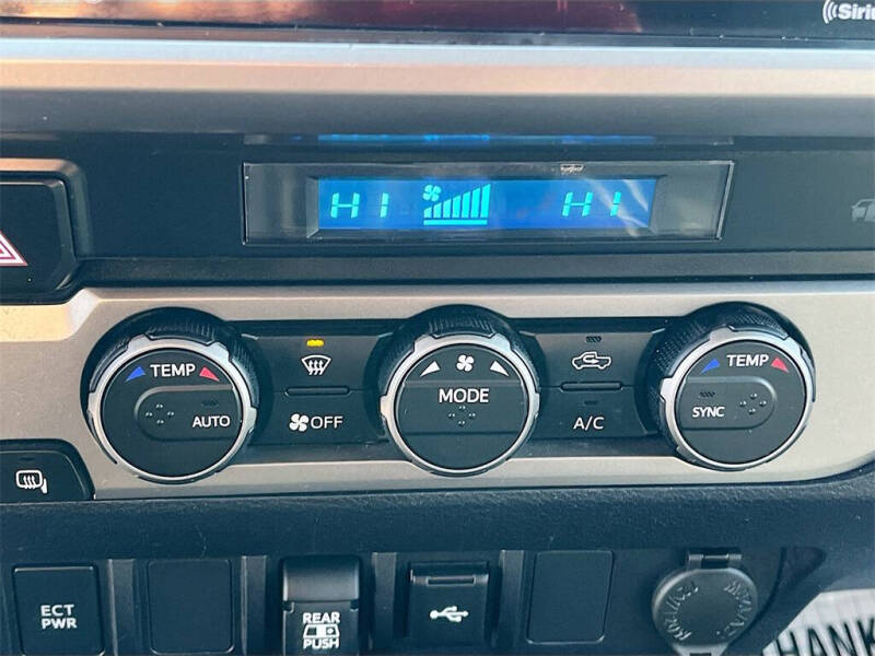 2022 Toyota Tacoma SR5 V6