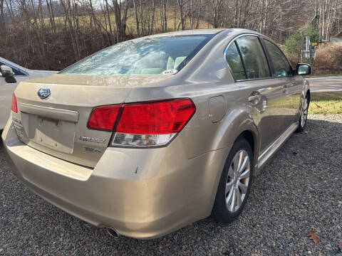 2010 Subaru Legacy 3.6R Premium