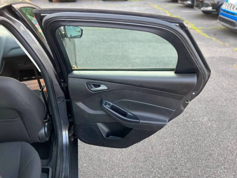 2015 Ford Focus SE