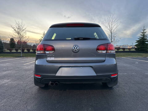2014 Volkswagen Golf 2.5L PZEV