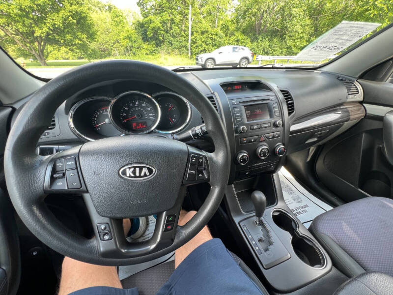 2013 Kia Sorento LX