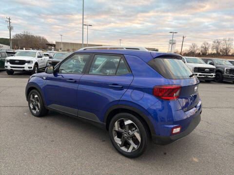 2024 Hyundai Venue SEL