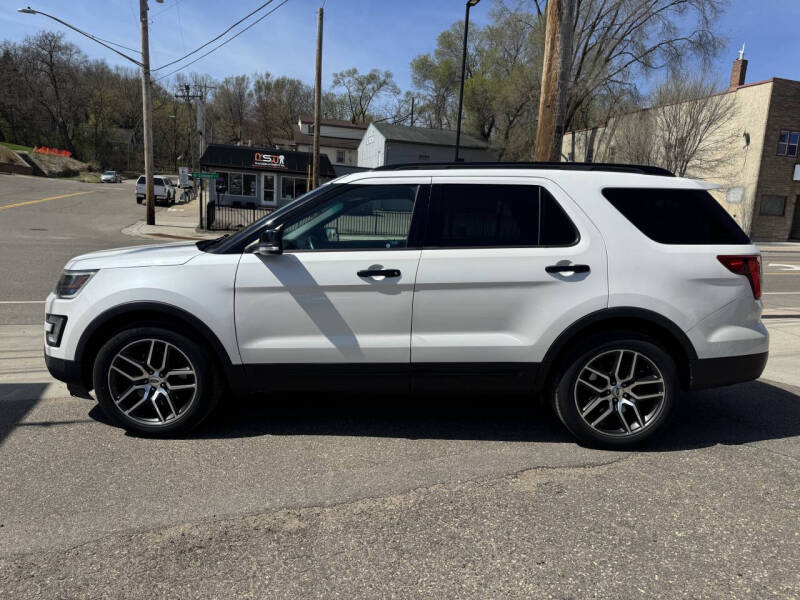 2016 Ford Explorer Sport