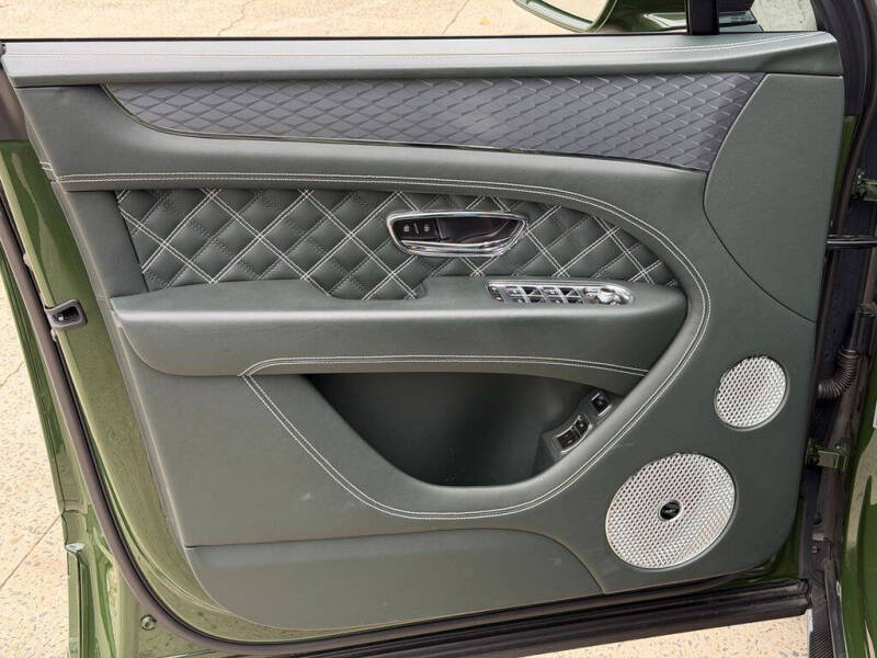 2021 Bentley Bentayga V8