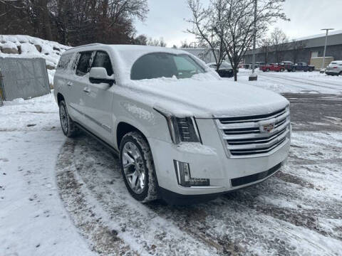 2019 Cadillac Escalade ESV Platinum