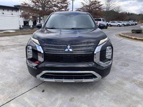 2022 Mitsubishi Outlander SE