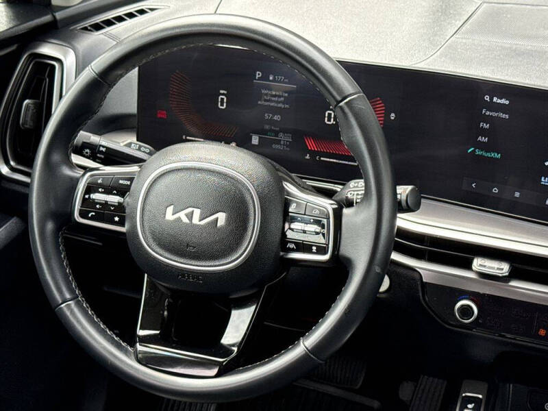 2025 Kia Sorento S
