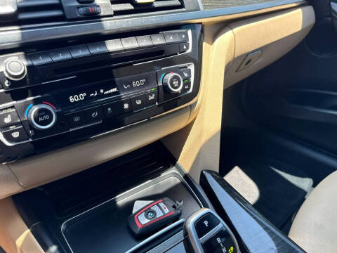 2017 BMW 3 Series 330i