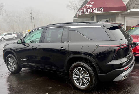 2025 Chevrolet Traverse LT
