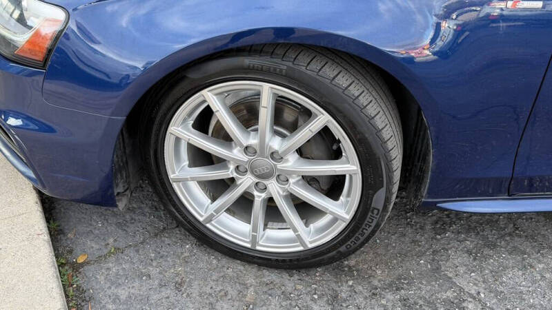 2014 Audi A4 2.0T quattro Premium Plus