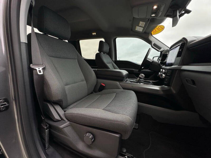 2025 Ford F-150 Lightning XLT