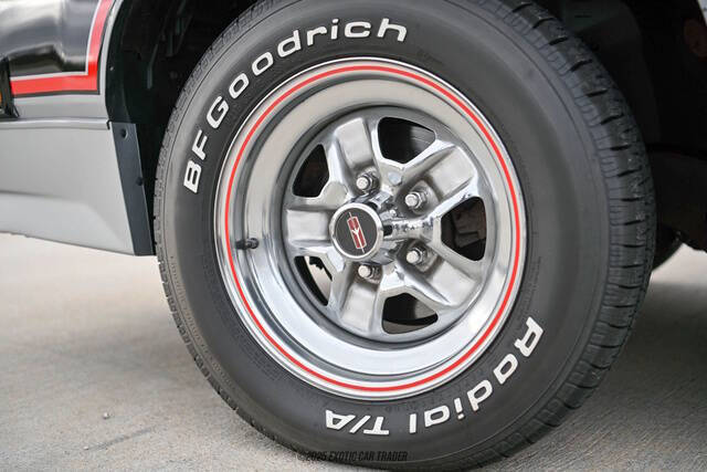 1983 Oldsmobile Cutlass Calais Hurst