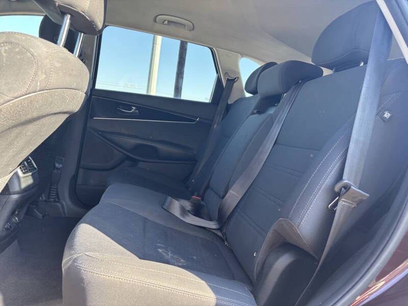 2019 Kia Sorento LX V6