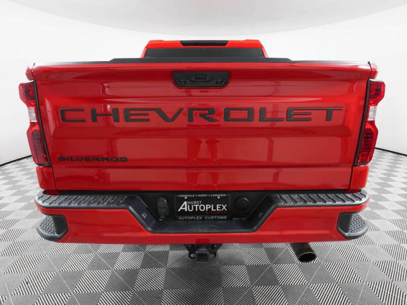 2023 Chevrolet Silverado 1500 Custom