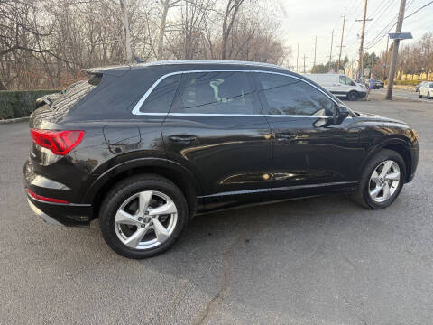 2020 Audi Q3 quattro Premium 45 TFSI