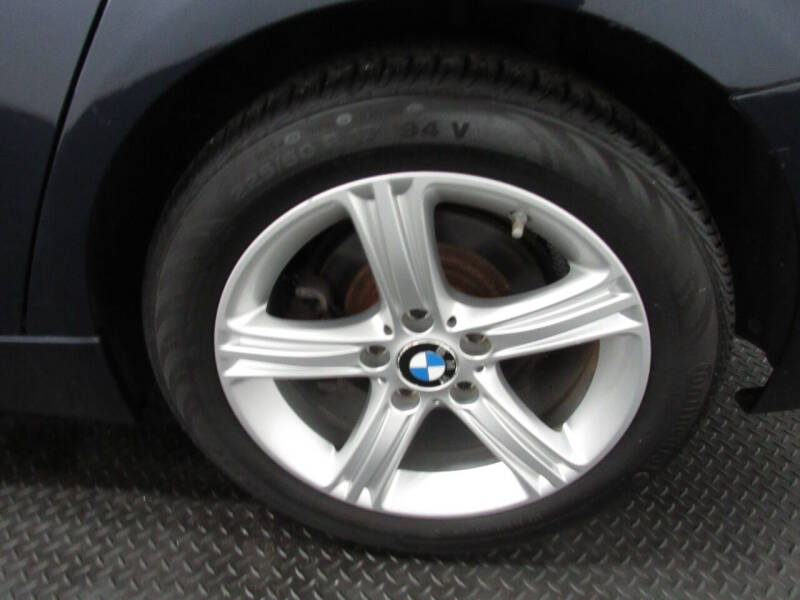 2012 BMW 3 Series 328i