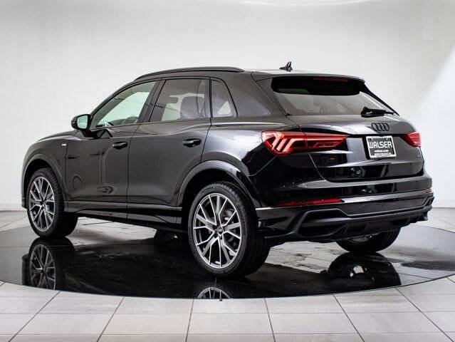 2025 Audi Q3 quattro S line Prem Plus 45 TFSI