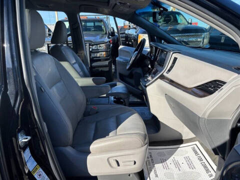 2017 Toyota Sienna XLE 7-Passenger