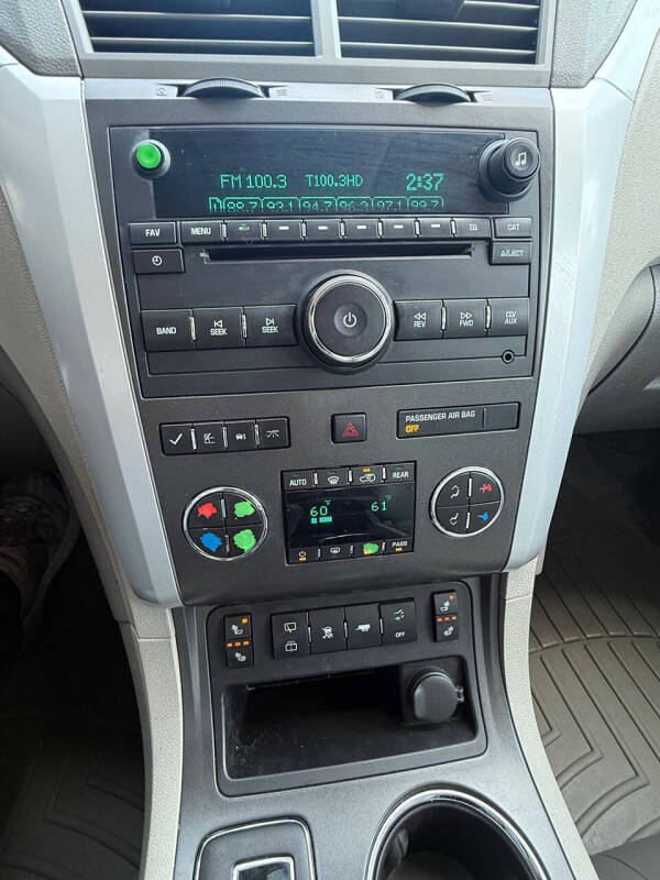 2010 Chevrolet Traverse LT