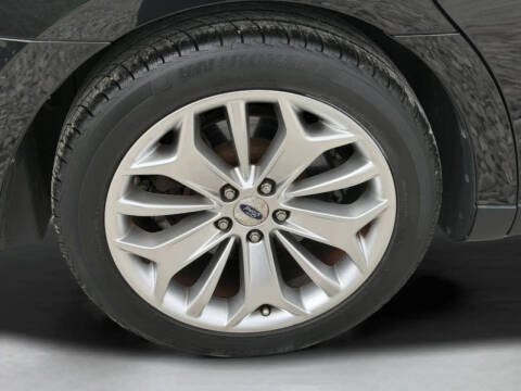2015 Ford Taurus Limited