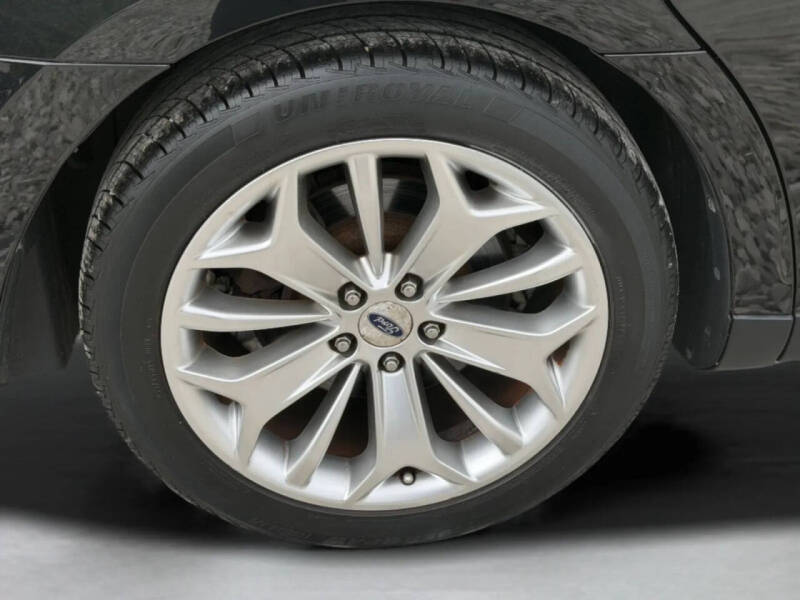 2015 Ford Taurus Limited