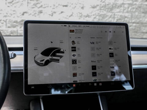 2019 Tesla Model 3 Mid Range