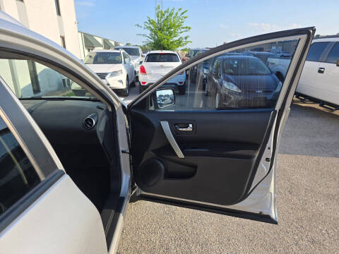 2013 Nissan Rogue SV