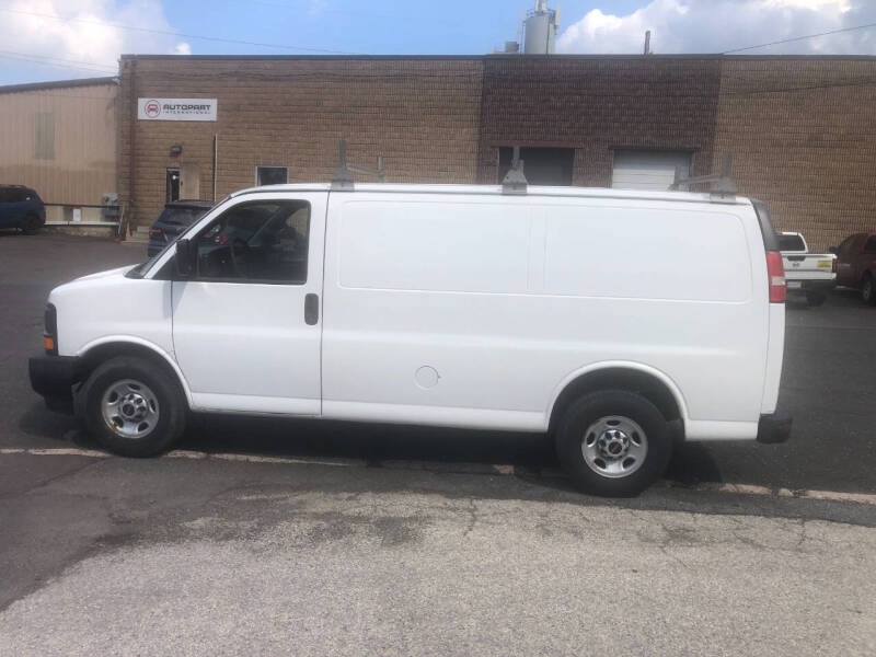 2017 GMC Savana 2500