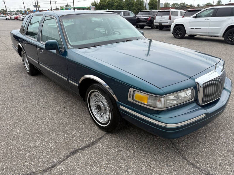 1997 Lincoln Town Car Executive