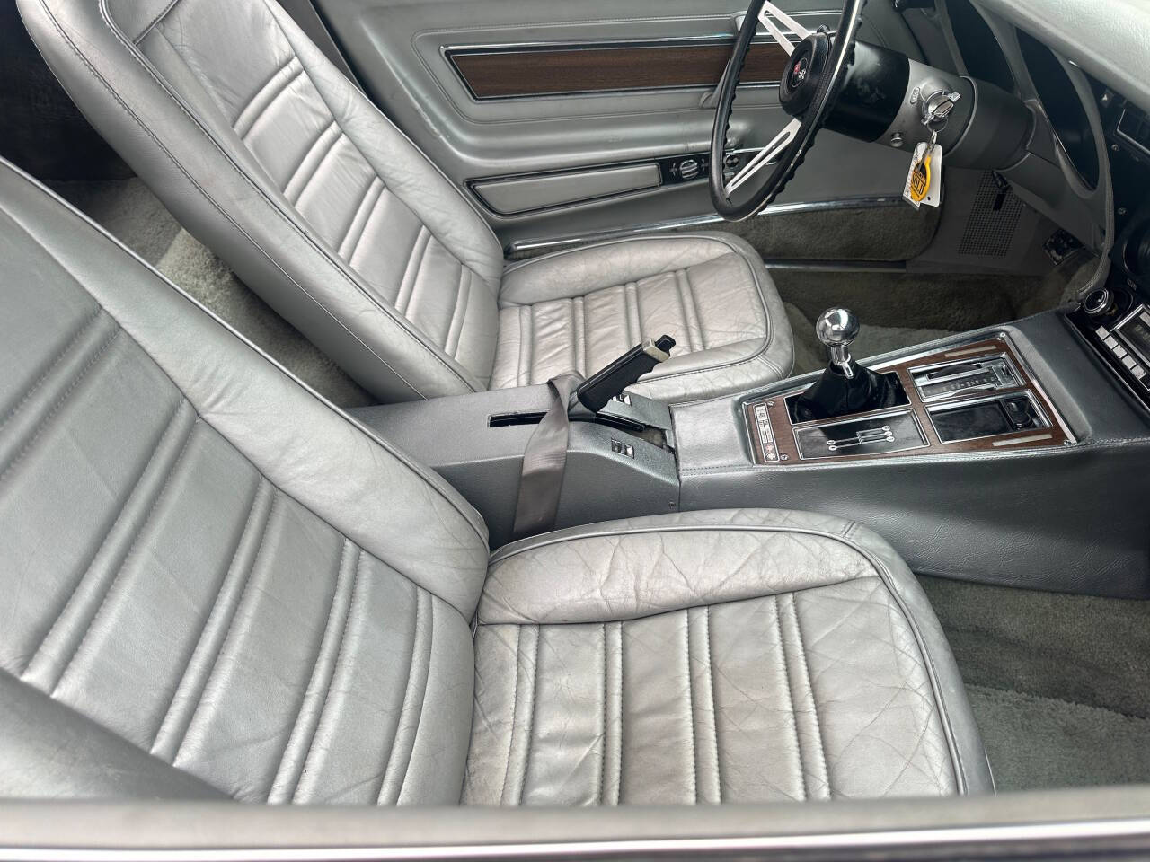 1974 Chevrolet Corvette 10