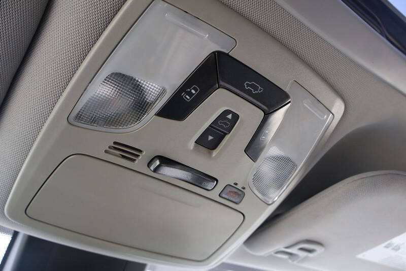 2019 Toyota Sienna XLE 8-Passenger