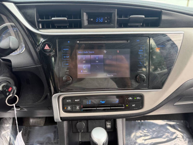 2019 Toyota Corolla LE