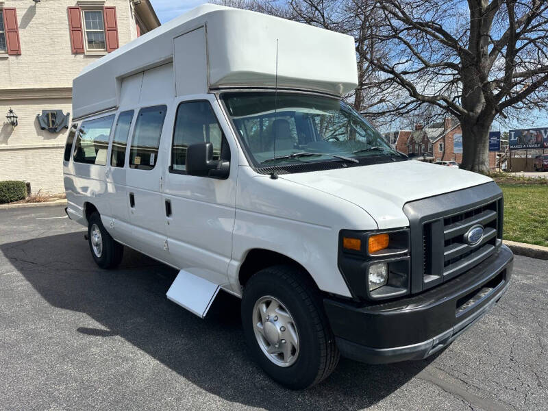2012 Ford E-Series E-350 SD