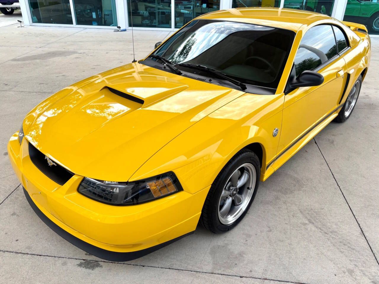 2004 Ford Mustang 20