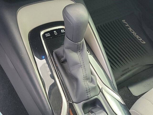 2020 Toyota Corolla Hybrid LE